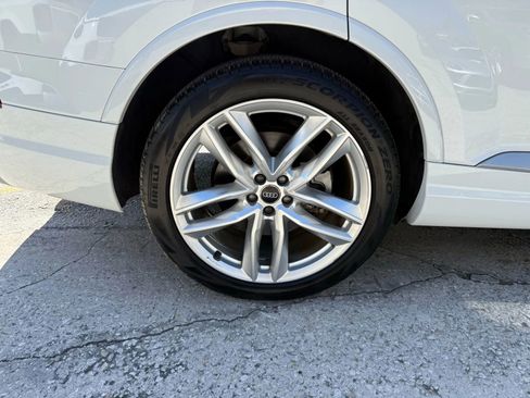 Used 2018 Audi Q7 3.0T Prestige AWD/4WD image 24