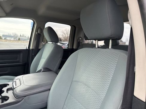 Used 2017 RAM 1500 Express image 22