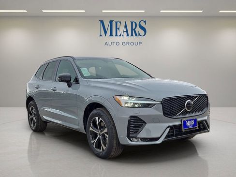 New 2026 Volvo XC60 B5 Core w/ Protection Package Premier image 7
