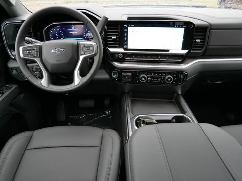 New 2026 Chevrolet Silverado 2500 LTZ w/ LTZ Plus Package AWD/4WD image 14