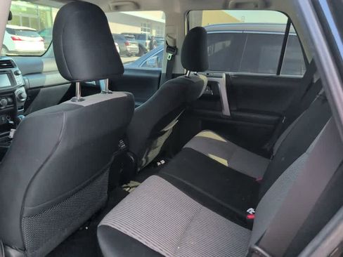 Used 2018 Toyota 4Runner SR5 RWD image 7