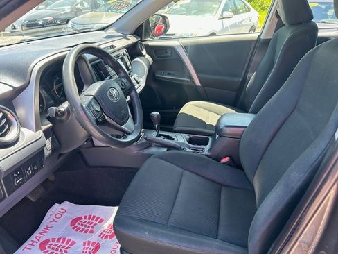 Used 2018 Toyota RAV4 LE w/ All Weather Liner Package AWD/4WD image 4