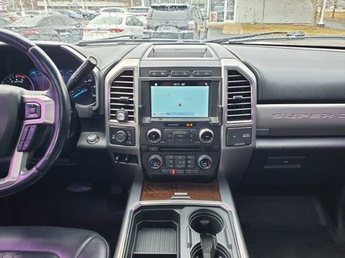 Used 2017 Ford F250 Platinum w/ Platinum Ultimate Package image 15