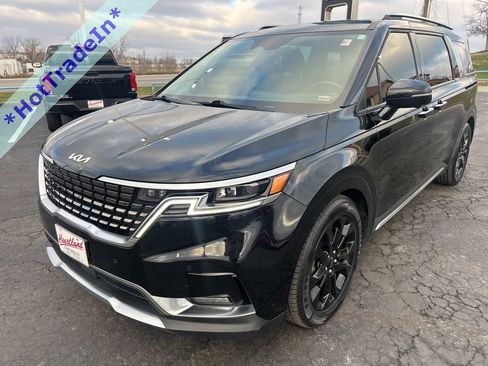 Used 2022 Kia Carnival SX Prestige image 1
