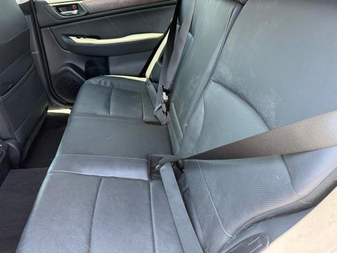 Used 2019 Subaru Outback 2.5i Limited AWD/4WD image 9