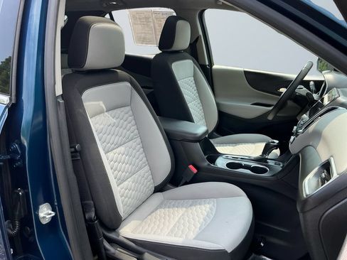 Used 2019 Chevrolet Equinox LT FWD image 16