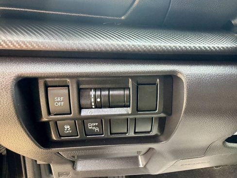 Used 2018 Subaru Impreza 2.0i Premium AWD/4WD image 36