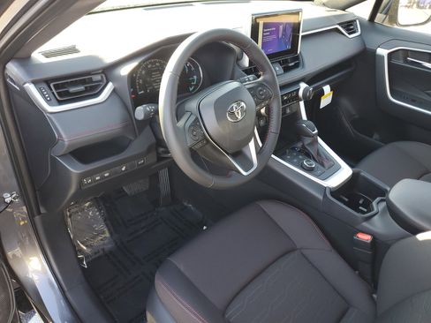 New 2025 Toyota RAV4 SE image 23