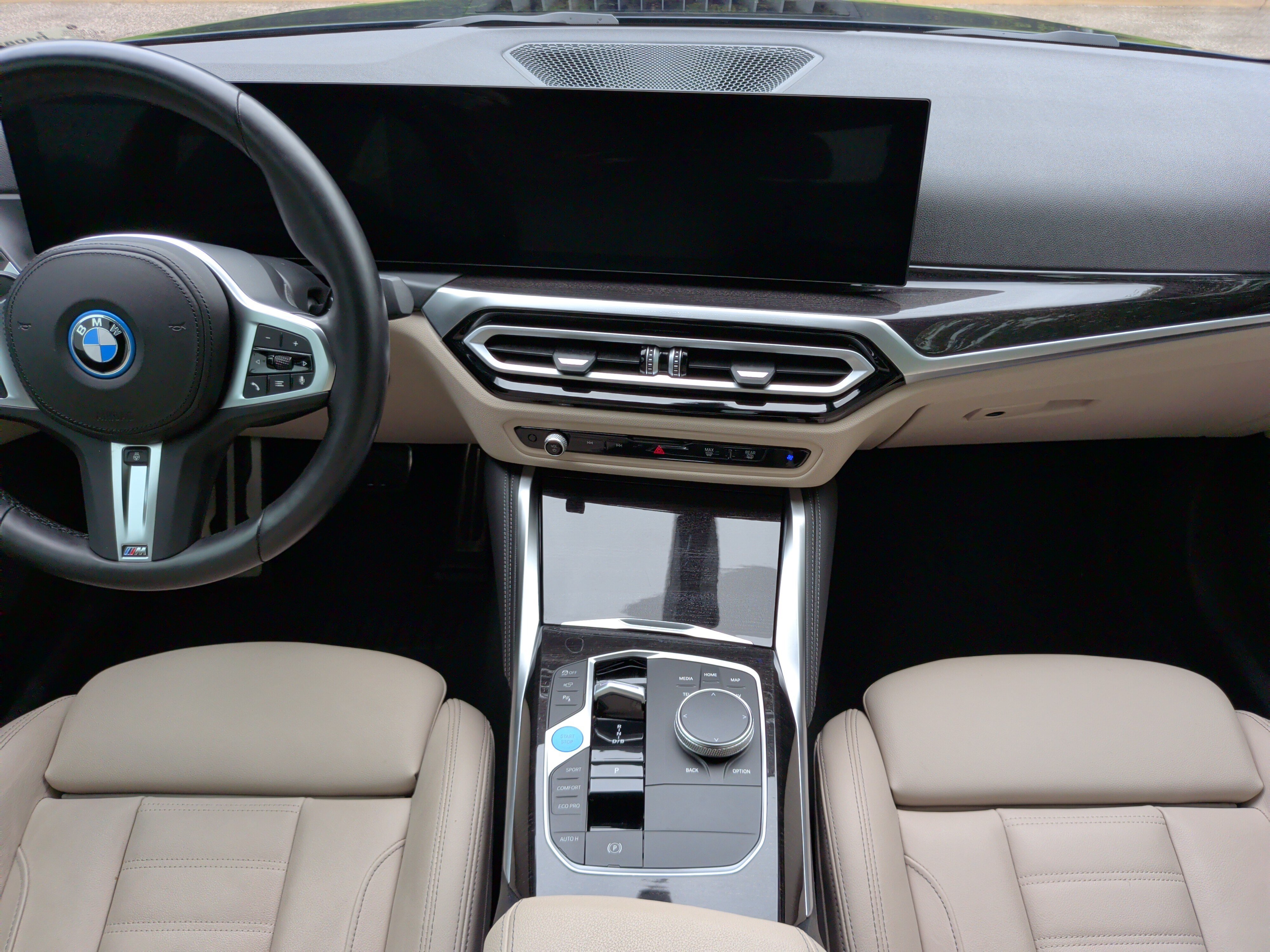 Used 2023 BMW i4 eDrive40 w/ M Sport Package RWD image 35