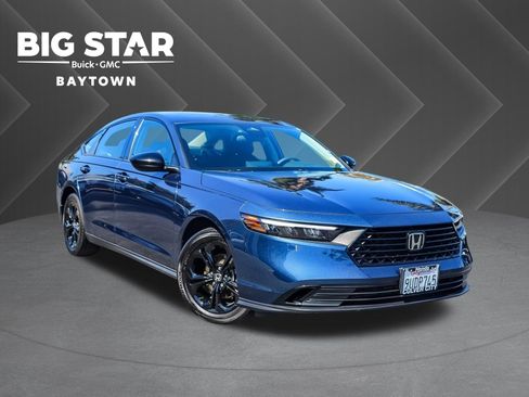 Used 2025 Honda Accord SE image 1