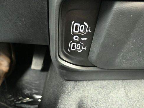 New 2026 RAM 1500 Classic Warlock AWD/4WD image 17