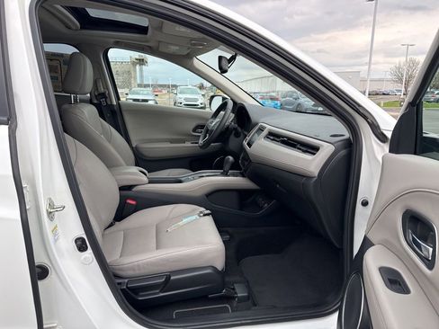 Used 2016 Honda HR-V EX-L image 38