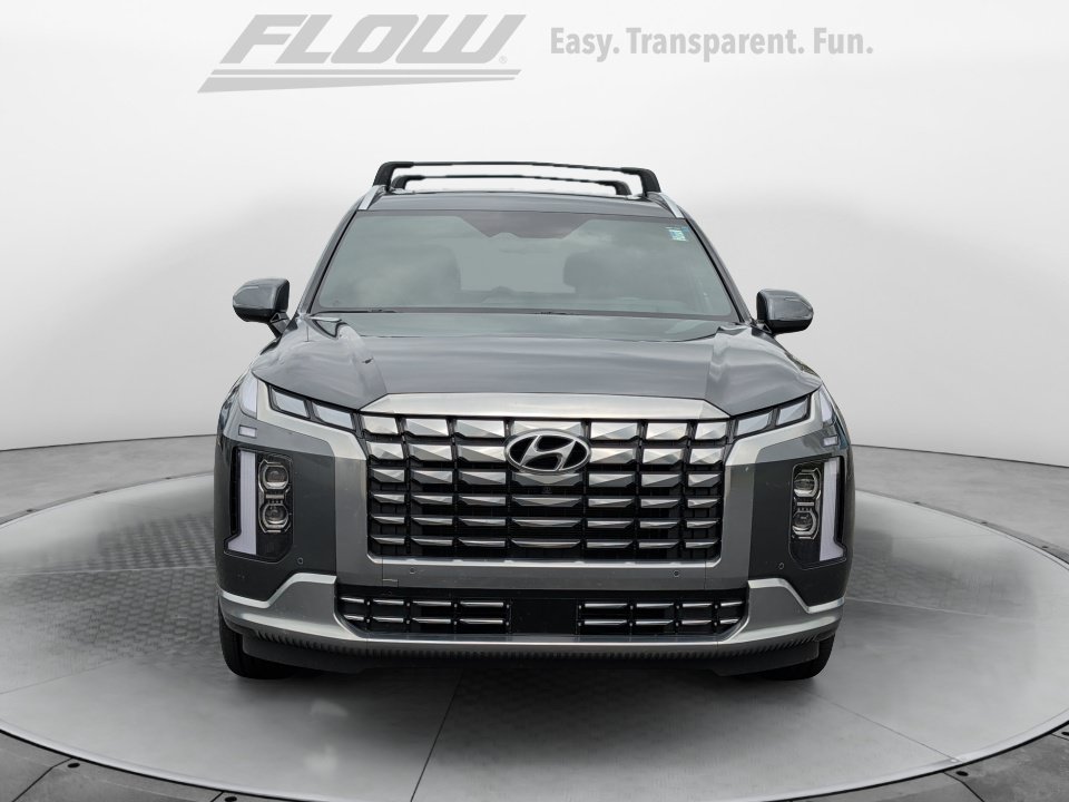 Used 2024 Hyundai Palisade Calligraphy AWD/4WD image 2