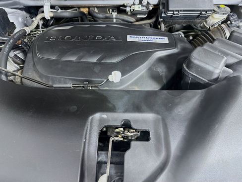 Used 2018 Honda Ridgeline RTL-E image 38