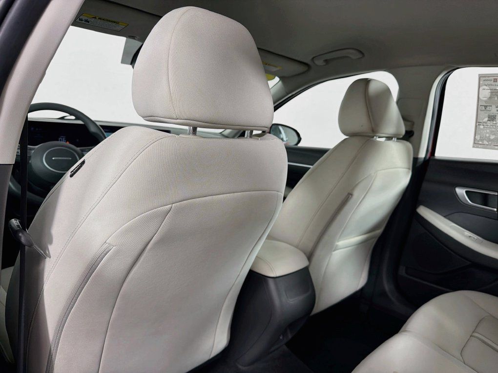 Used 2025 Hyundai Sonata SEL FWD image 38
