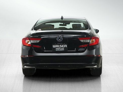 Used 2022 Honda Accord Sport image 4