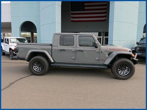 Used 2021 Jeep Gladiator Mojave image 2