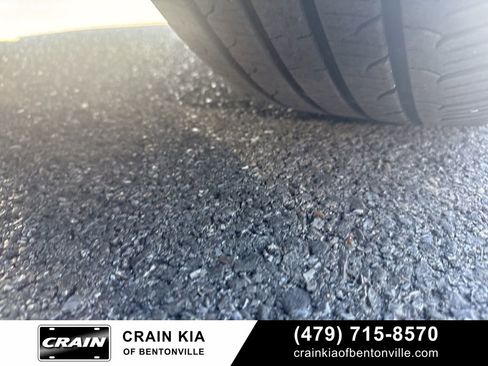 Used 2013 Toyota Camry SE w/ Leather Pkg image 42