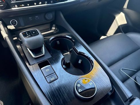 Certified 2023 Nissan Rogue SV w/ SV Premium B Package AWD/4WD image 25