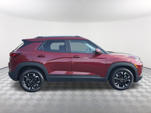 Used 2023 Chevrolet TrailBlazer LT w/ Convenience Package FWD image 4
