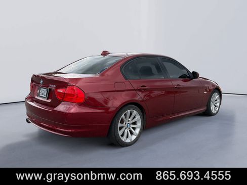 Used 2011 BMW 328i Sedan RWD image 3