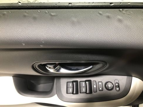 New 2026 Honda HR-V LX image 19