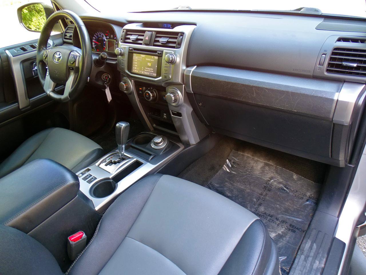 Used 2017 Toyota 4Runner SR5 Premium AWD/4WD image 31