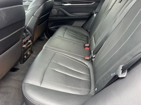 Used 2018 BMW X5 xDrive50i w/ M Sport Package image 16