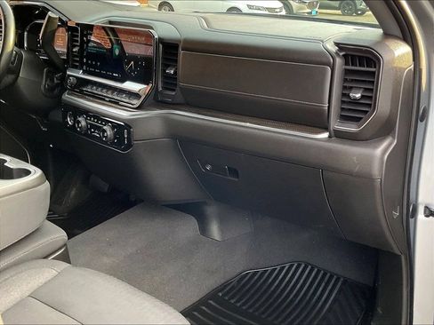 Used 2023 Chevrolet Silverado 1500 LT AWD/4WD image 13