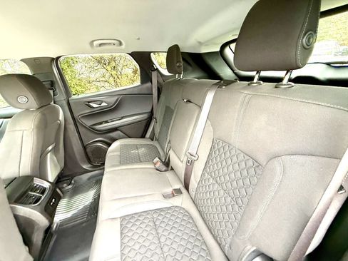 Used 2019 Chevrolet Blazer LT FWD image 49