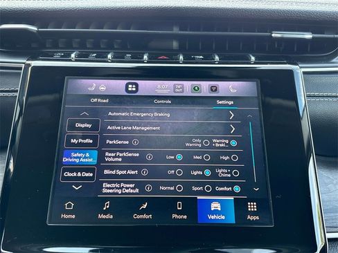 Used 2022 Jeep Grand Cherokee Limited image 27