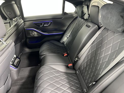 New 2026 Mercedes-Benz S 580 4MATIC Sedan image 21