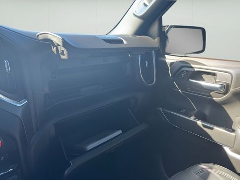 Used 2019 GMC Sierra 1500 AT4 w/ AT4 Premium Package image 15