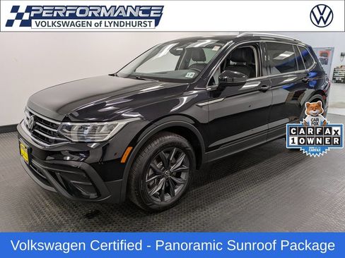 Used 2022 Volkswagen Tiguan SE w/ Panoramic Sunroof Package AWD/4WD image 1