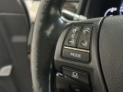 Used 2014 Lexus LS 460 AWD w/ Comfort Package image 30