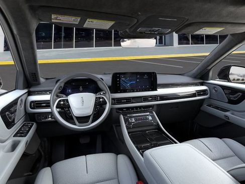 New 2026 Lincoln Aviator Black Label w/ Jet Appearance Package image 9