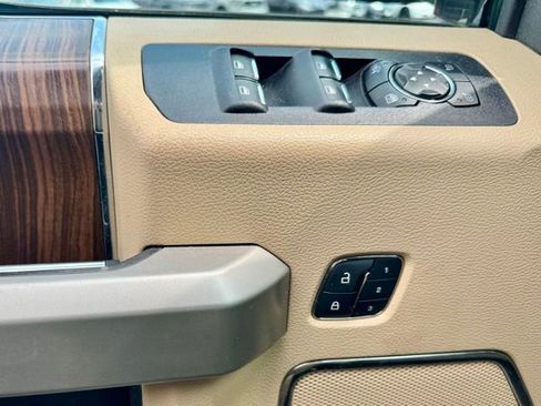 Used 2017 Ford F150 Lariat w/ Equipment Group 502A Luxury AWD/4WD image 14