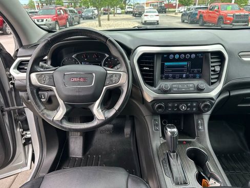 Used 2017 GMC Acadia SLT FWD image 28