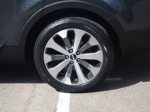 Used 2020 Kia Telluride S FWD image 28