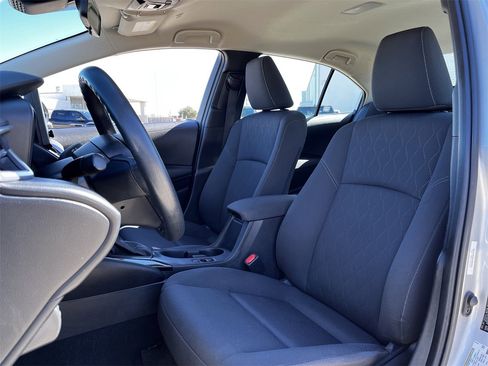 Used 2024 Toyota Corolla LE image 22