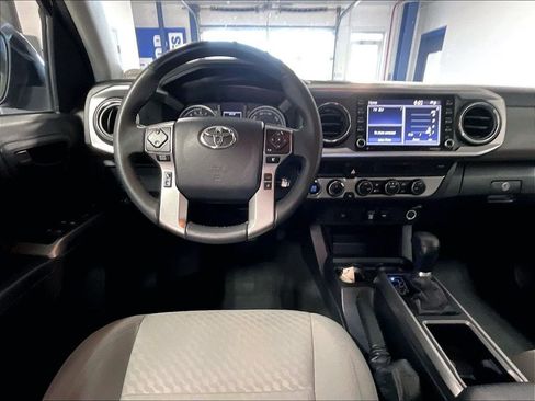 Used 2023 Toyota Tacoma SR5 AWD/4WD image 17