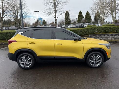 Used 2022 Kia Seltos S image 9