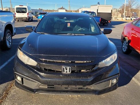 Used 2019 Honda Civic Sport image 2