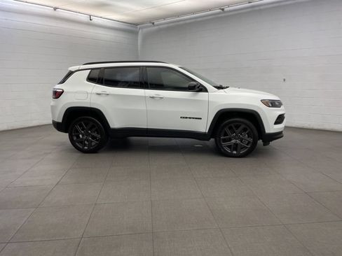 New 2026 Jeep Compass Latitude AWD/4WD image 2