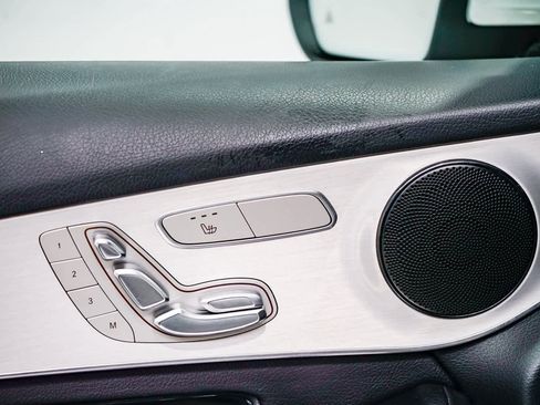 Used 2022 Mercedes-Benz GLC 300 image 19