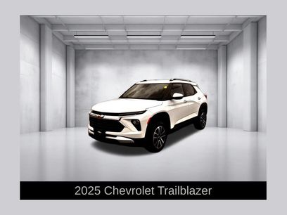 Used 2025 Chevrolet TrailBlazer LT