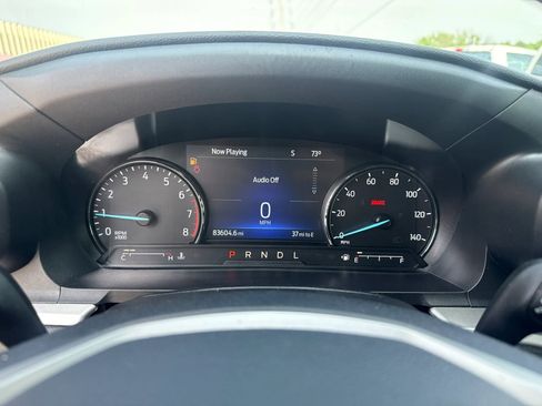 Used 2022 Ford Explorer XLT AWD/4WD image 22