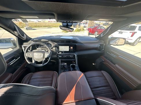 Used 2024 GMC Sierra 1500 Denali Ultimate image 21