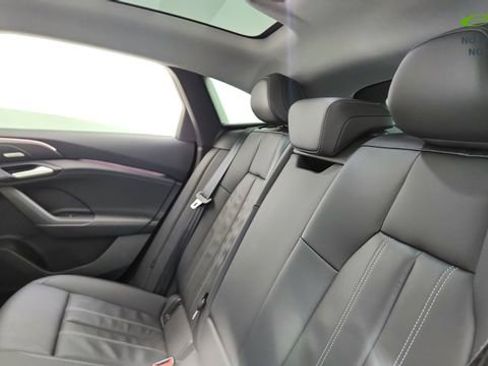 Used 2025 Audi A6 e-tron Premium Plus w/ Premium Plus RWD image 29