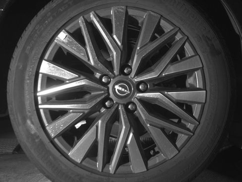 Used 2025 Nissan Altima 2.5 SV image 15